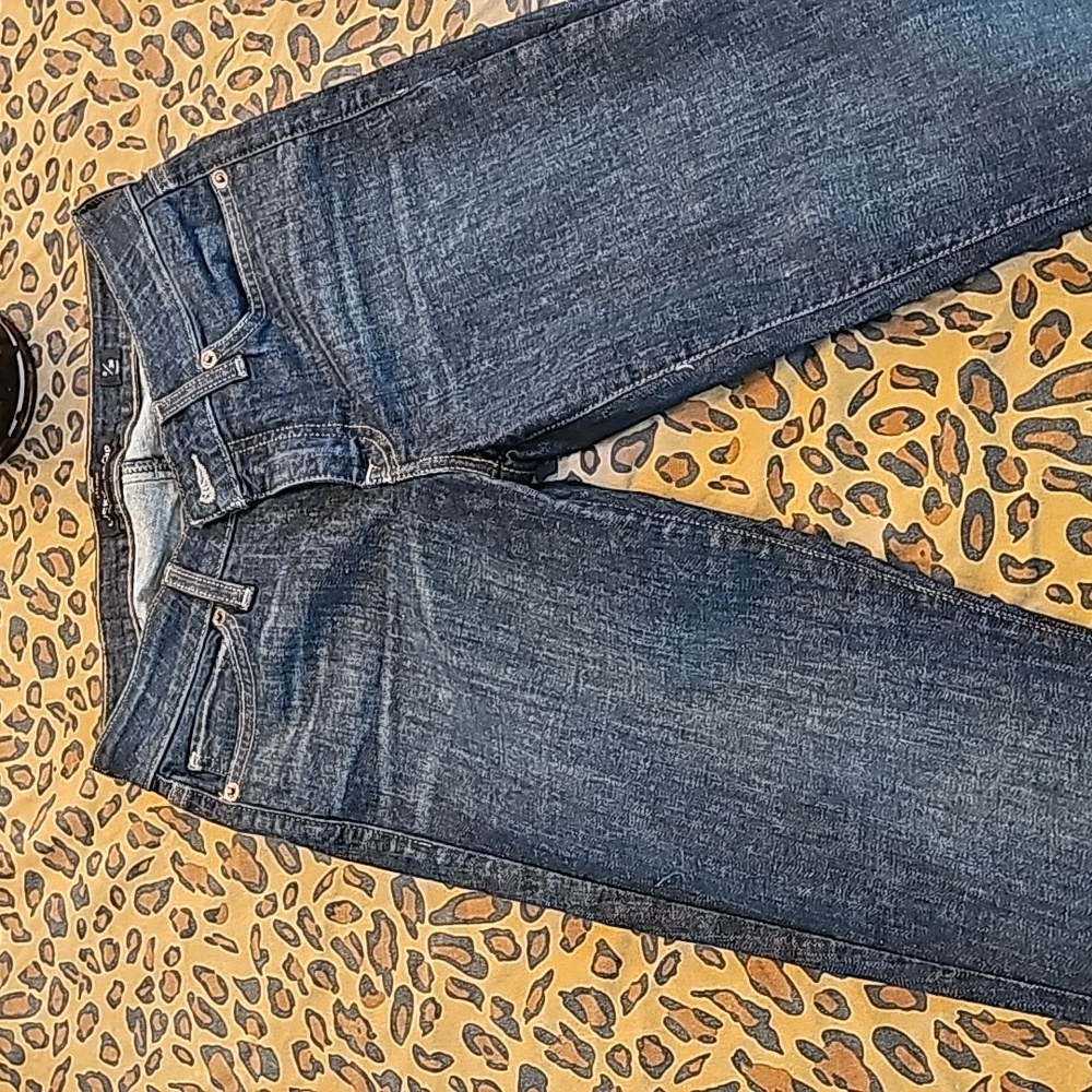 #LuckyBrand dark blue denim wash skinny jeans, size 2/ 26 ankle